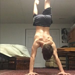 Meet your Posher, Cameron